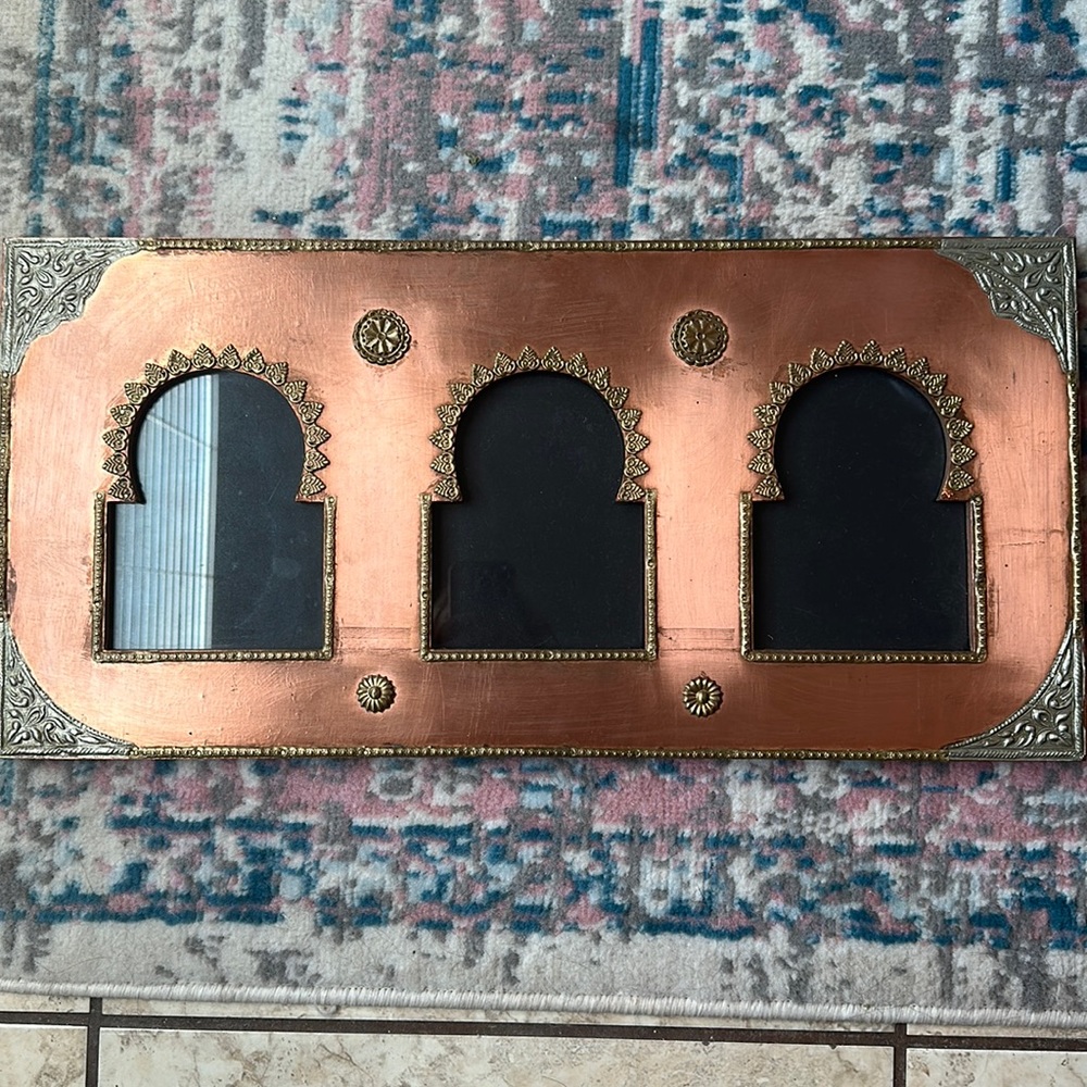 Mediterranean style picture frame